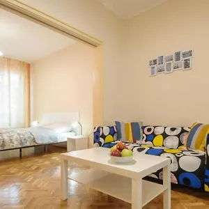 Urban Apartamento